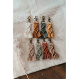 Makramee Schlüsselanhänger in verschiedenen Farben, Mini