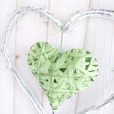 Herz Rebe weiss mit Herz Bast grün