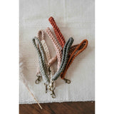 Makramee Schlüsselanhänger mit praktischer Schlaufe