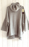 Poncho Pullover mit Rollkragen S/M.