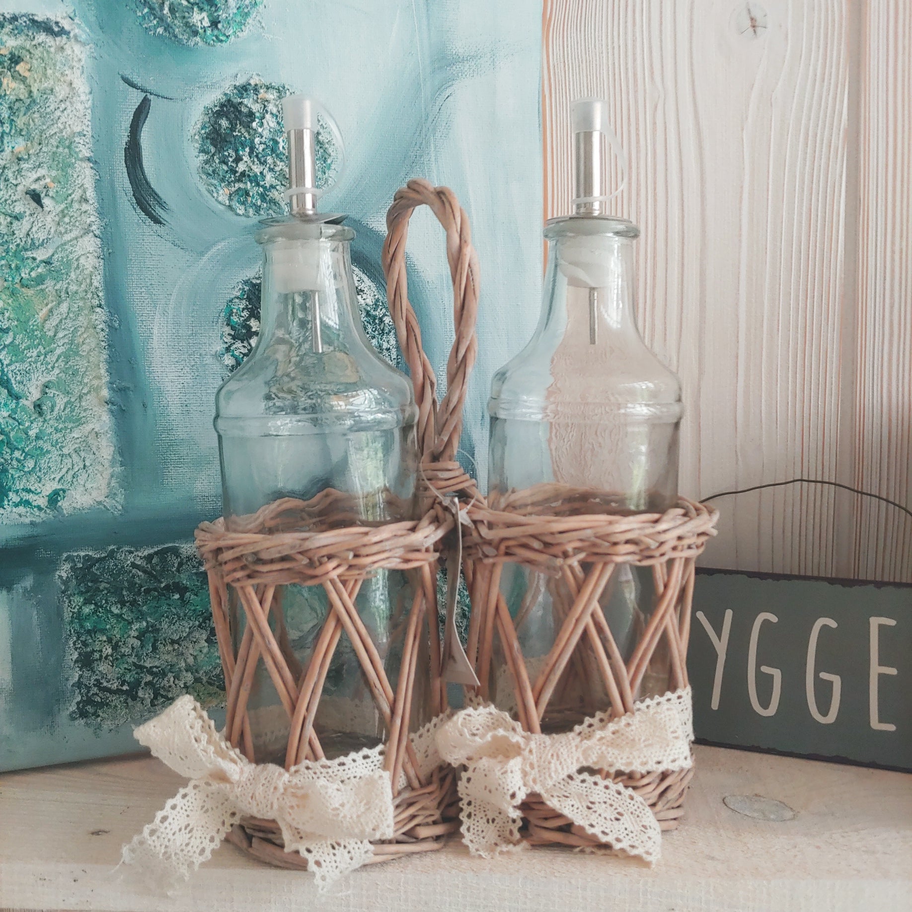 öl und essig aufbewahren Chic Antique Essig + Öl Spender Set im Körbchen