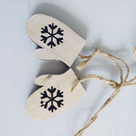 deko handschuhe Deko Handschuhe "Schneeflocke" Holz 5x3,5 cm