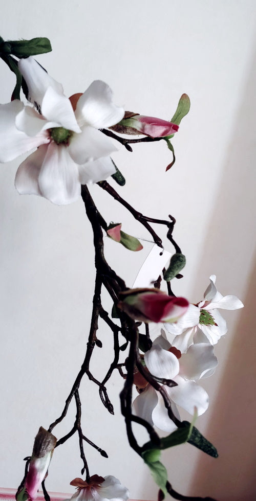 Blüten Zweig künstlicher Blumenstängel Magnolie creme weiss