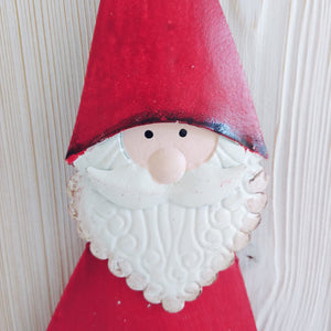 Weihnachtsmann "Santa Nikki" Hänger rot aus Metall